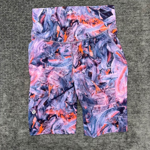 lululemon athletica Pants - Lot of Lululemon Align‎ High Rise Bike Shorts Abstract Swirl Print Size 4